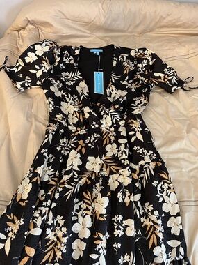 Draper James Black Floral Maxi Dress with Cream and Tan Flowers